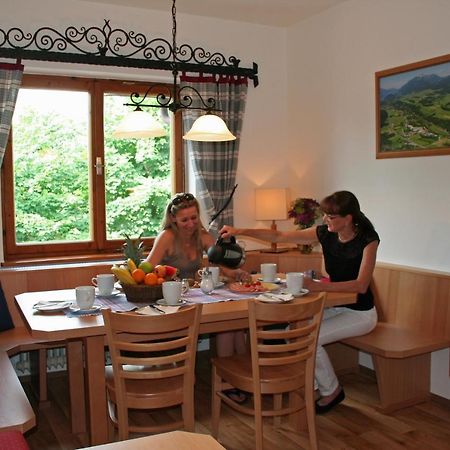 Hotel Garni Pension Zur Wacht Strobl Exteriör bild