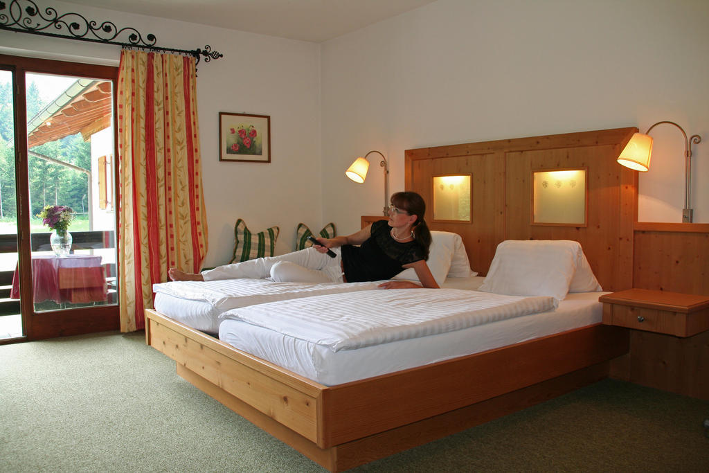 Hotel Garni Pension Zur Wacht Strobl Exteriör bild